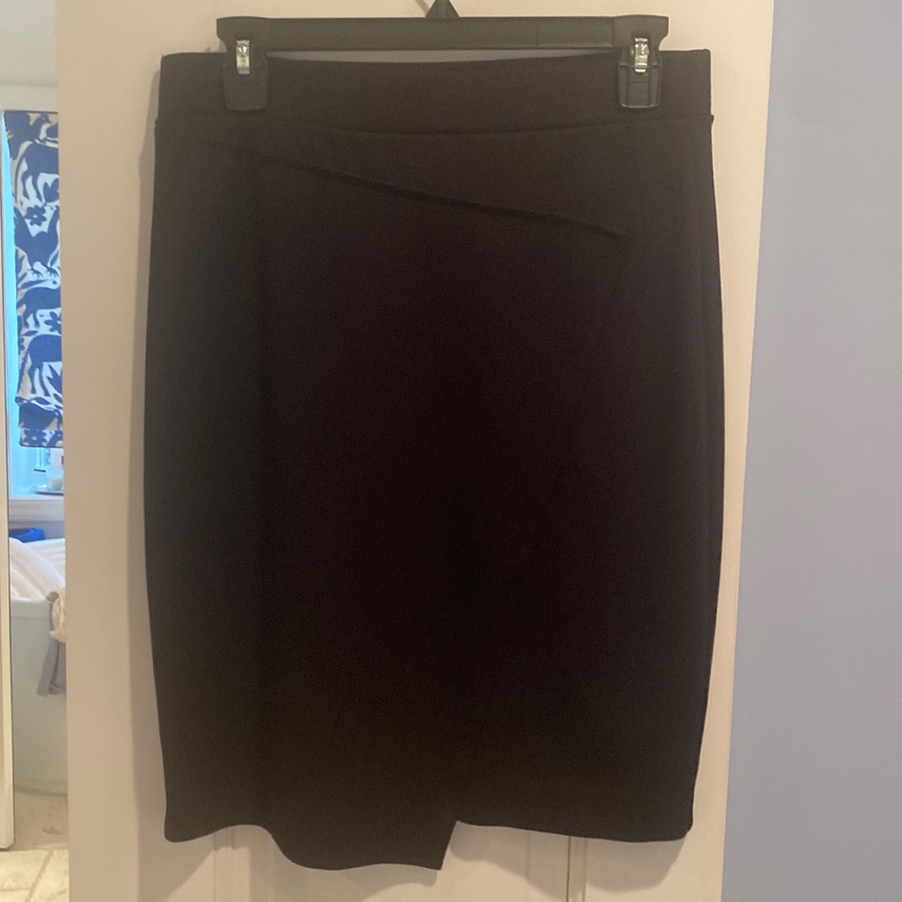 Three Dot black stretch pencil skirt Size M